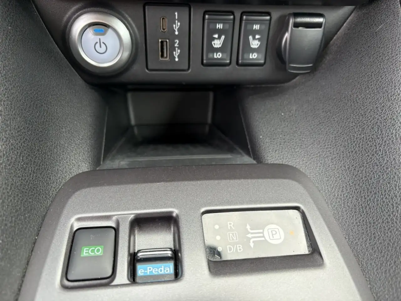 Nissan Leaf снимка Nissan Leaf