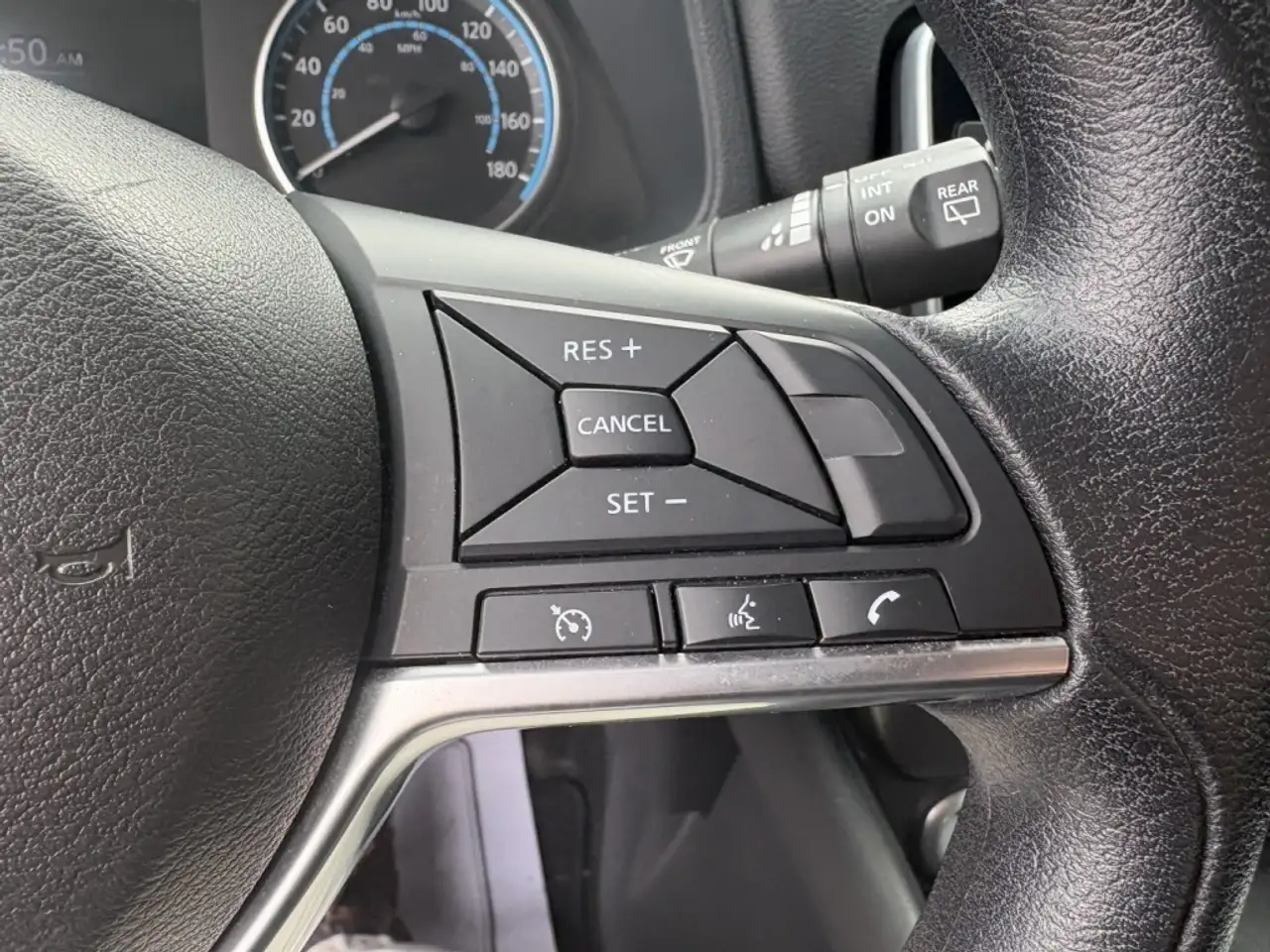 Nissan Leaf снимка Nissan Leaf