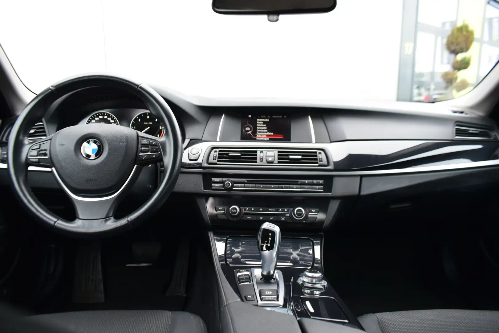 BMW 518 5-serie 518d Corporate Lease Executive Bi-Xenon Na Zwart - 2