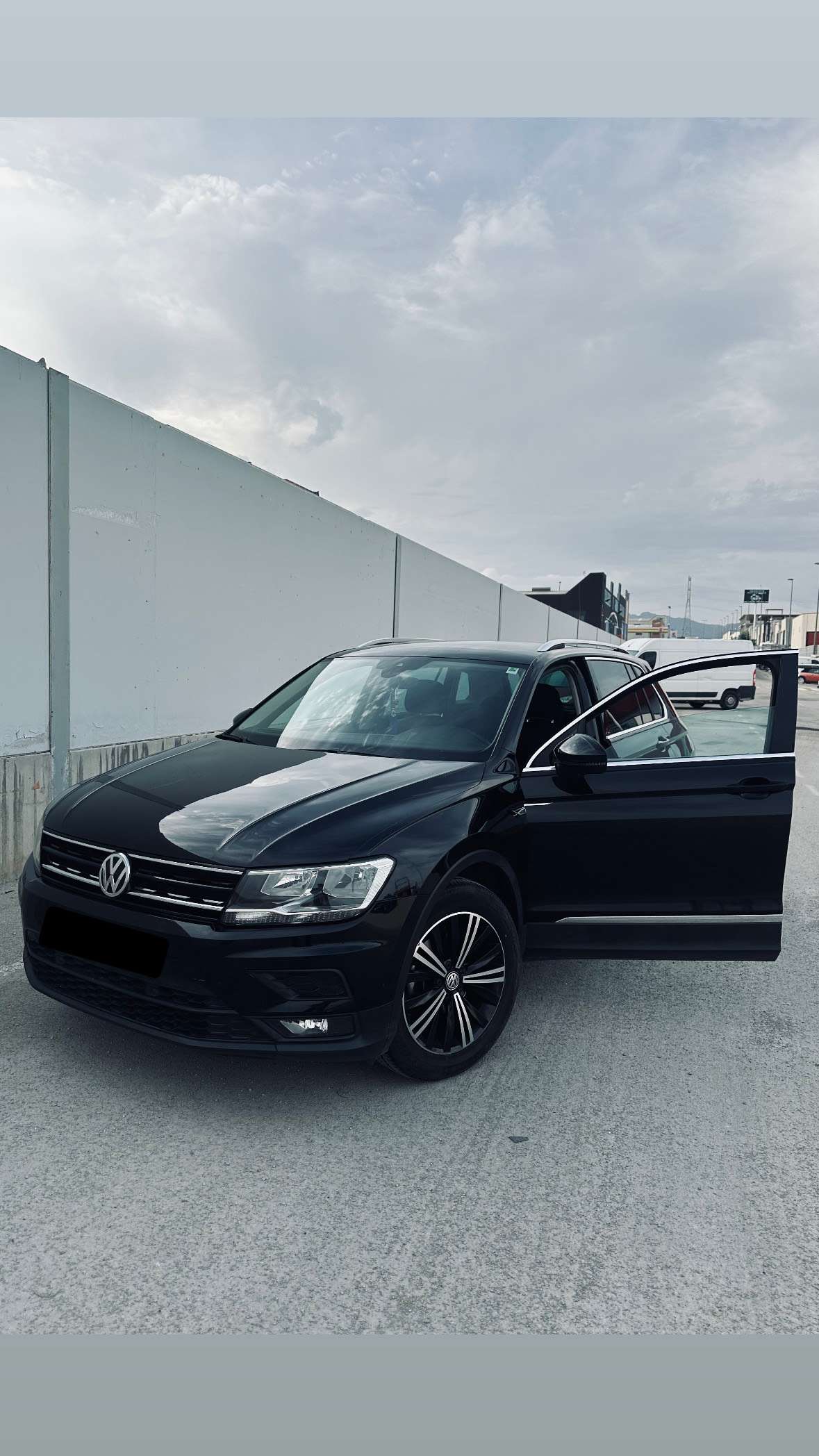 Volkswagen Tiguan 2.0TDI Advance DSG 110kW - foto 1