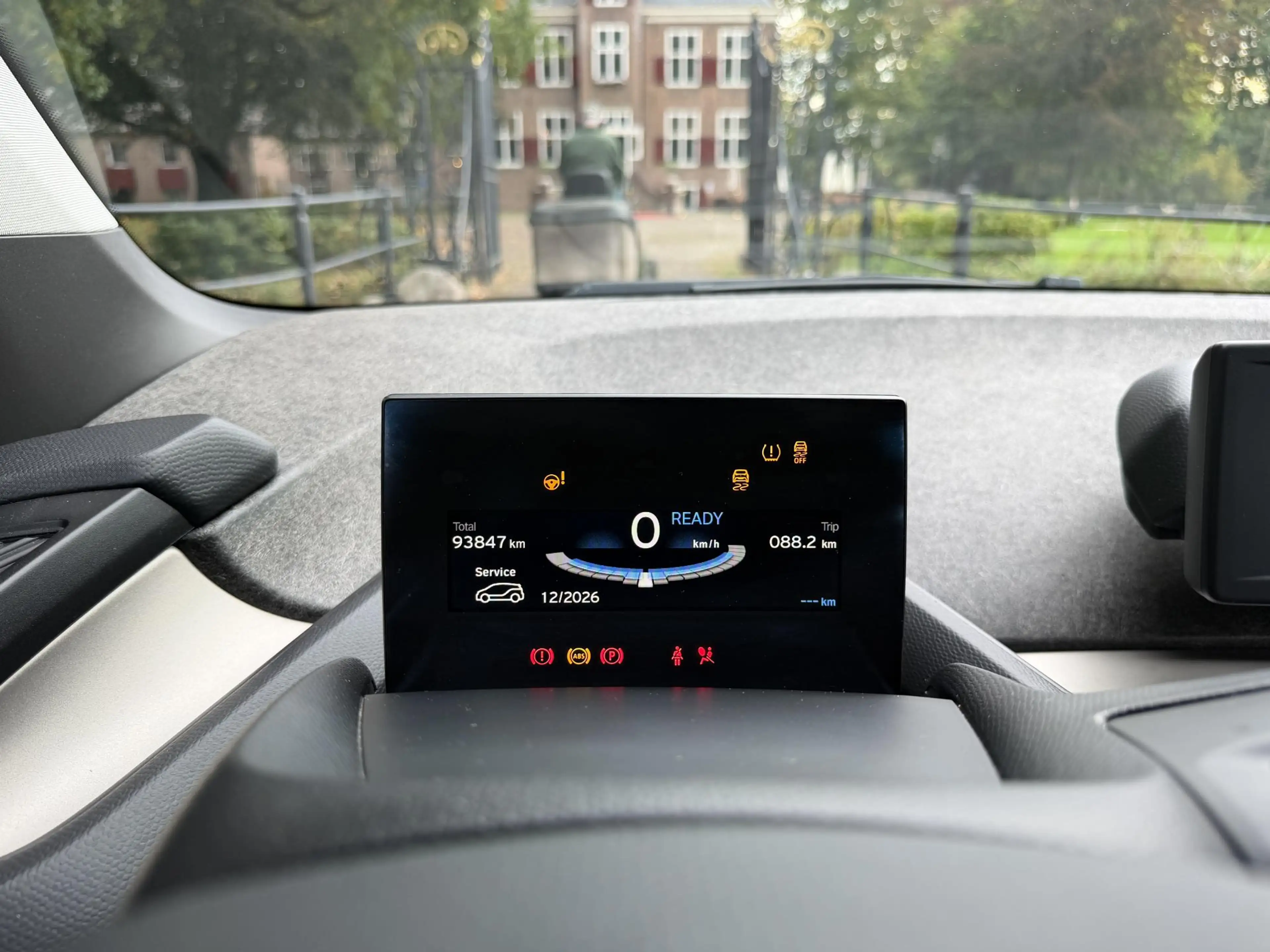 BMW i3 Basis 120Ah 42 kWh | PDC | Navi | Nieuwe Service & — photo 12