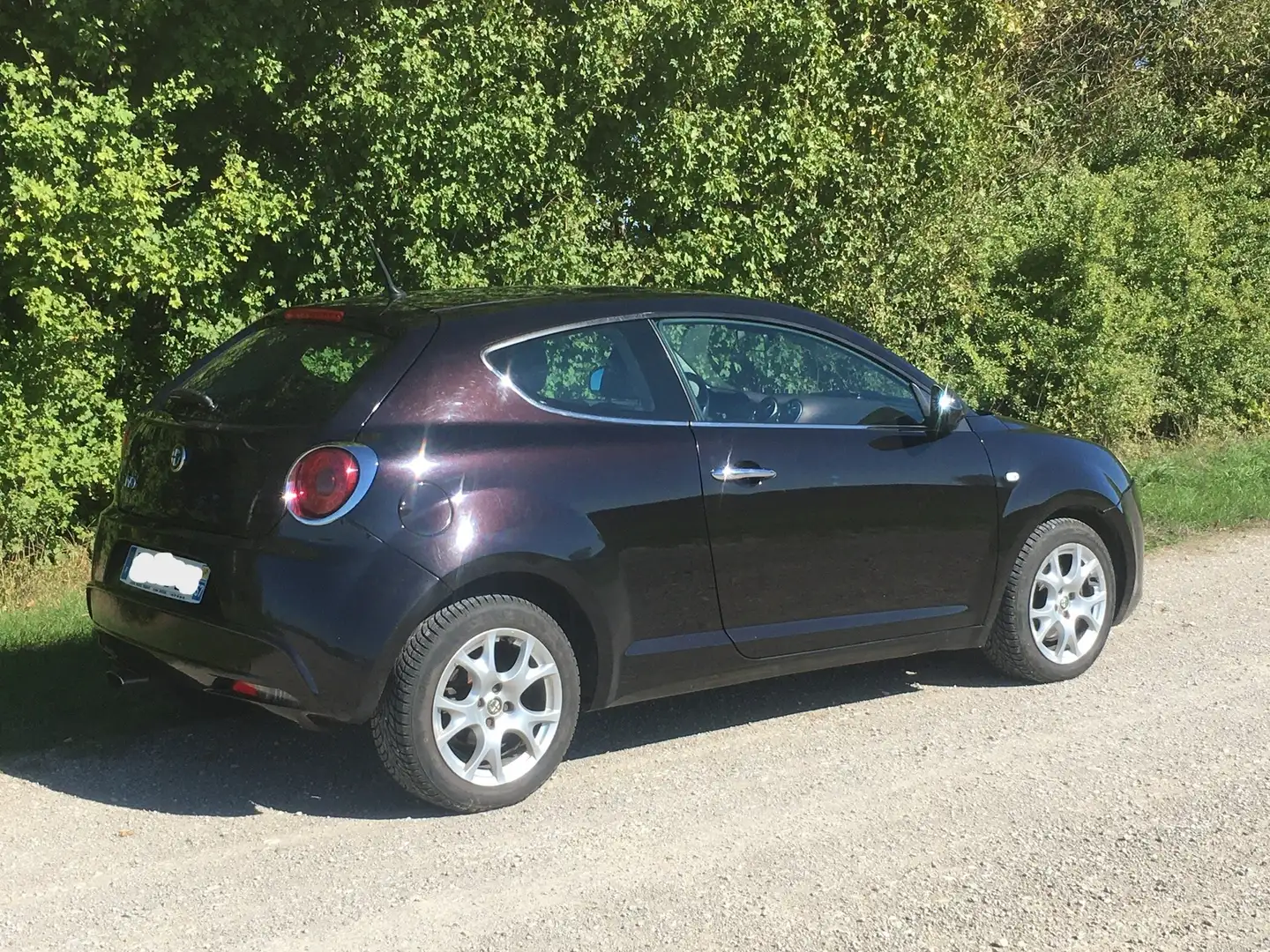 Alfa Romeo MiTo MiTo 1.6 JTDm 120 Distinctive Чёрный - 1