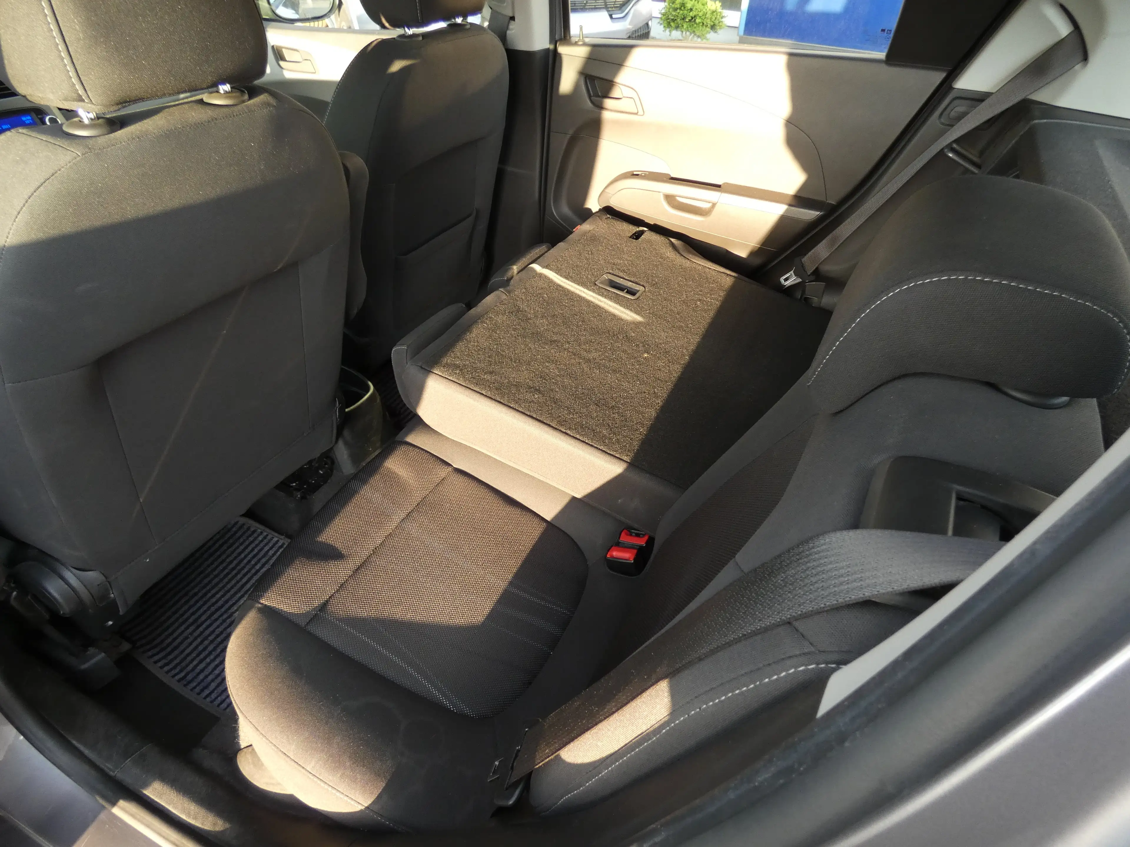 Chevrolet Aveo 1.4 Automatik LT+ 5 türig, Navi, Alu, WR, Klima — photo 7