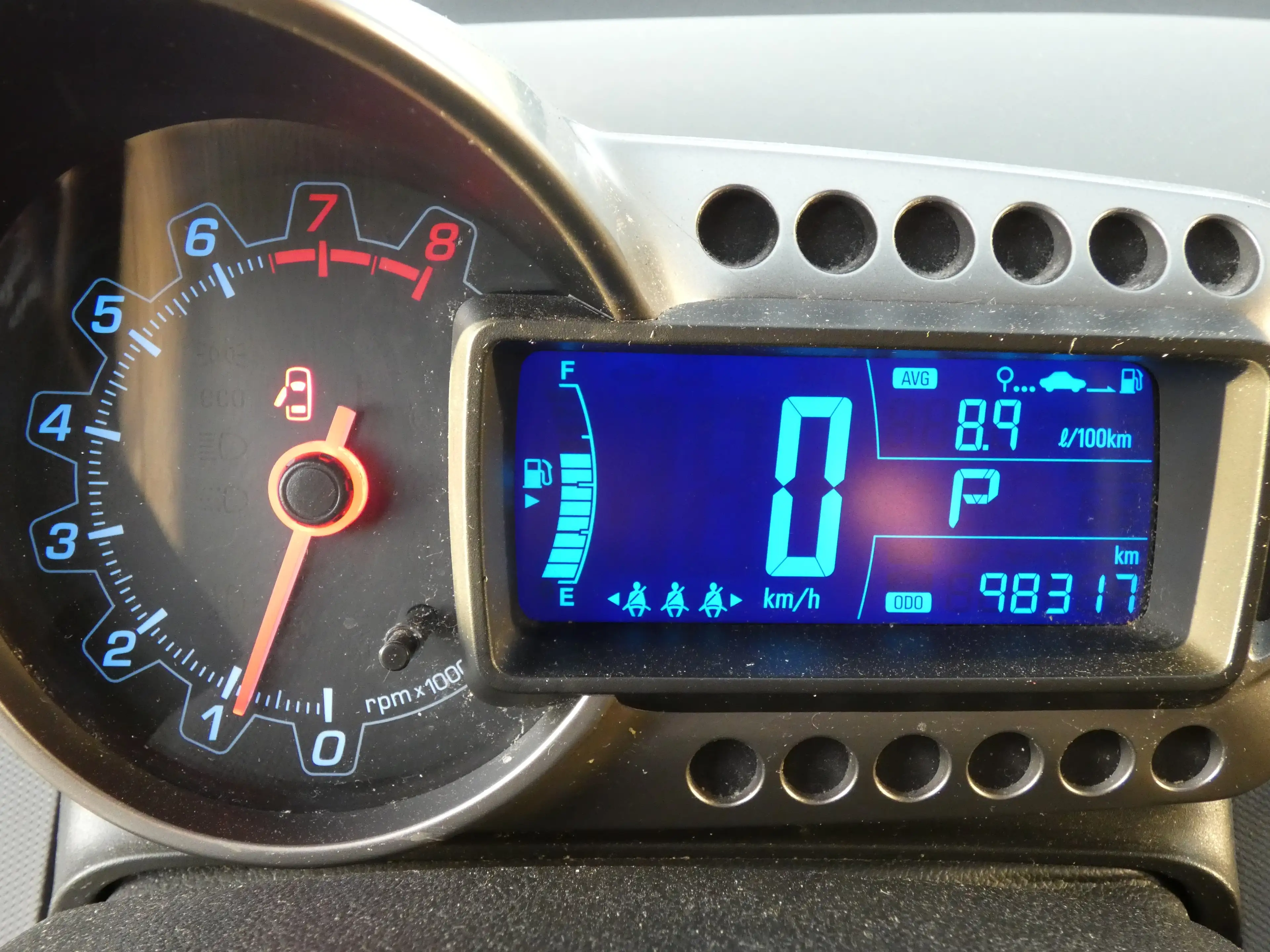 Chevrolet Aveo 1.4 Automatik LT+ 5 türig, Navi, Alu, WR, Klima — photo 11
