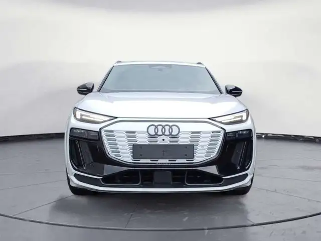 Audi SQ6 e-tron