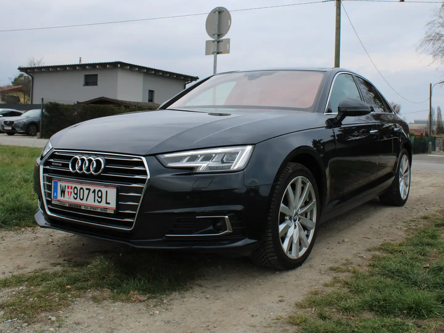 Audi A4 A4 2,0 TDI quattro S-tronic Blau - 1