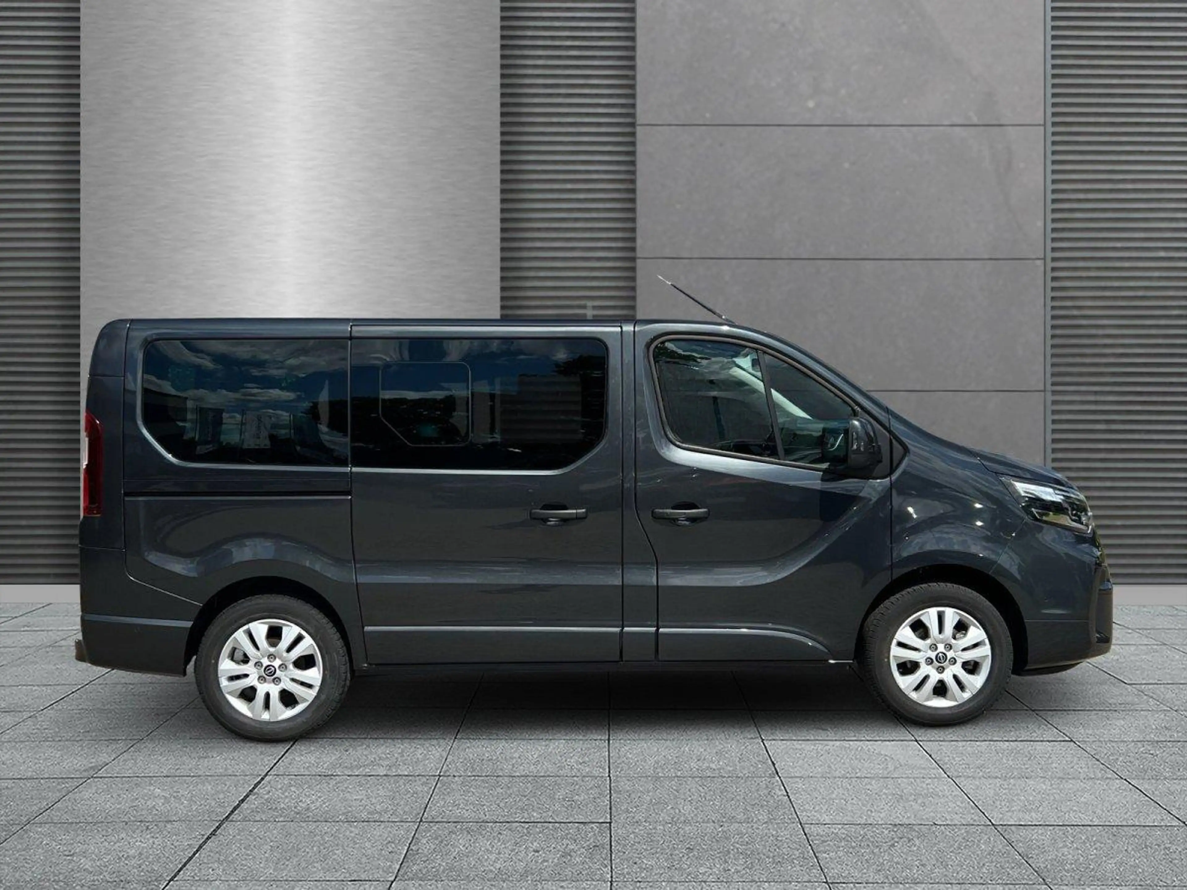 Nissan Primastar Kombi Tekna L1H1 GJR+RFK+LED dCi 150 110 kW (15... — photo 2