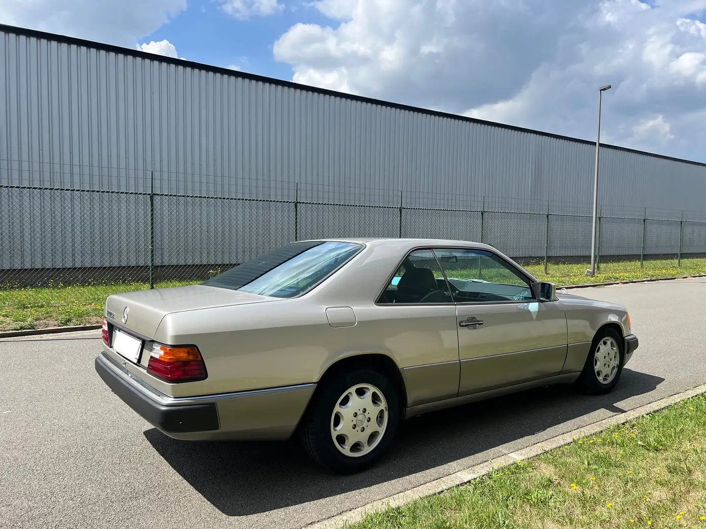 Mercedes-Benz CE 300 300 CE Beige - 2