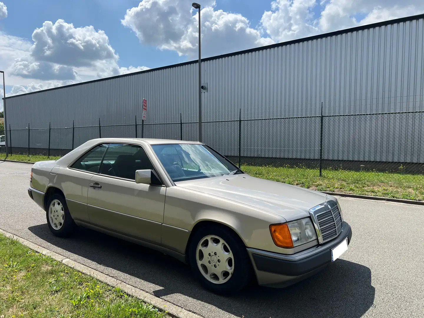 Mercedes-Benz CE 300 300 CE Beige - 1