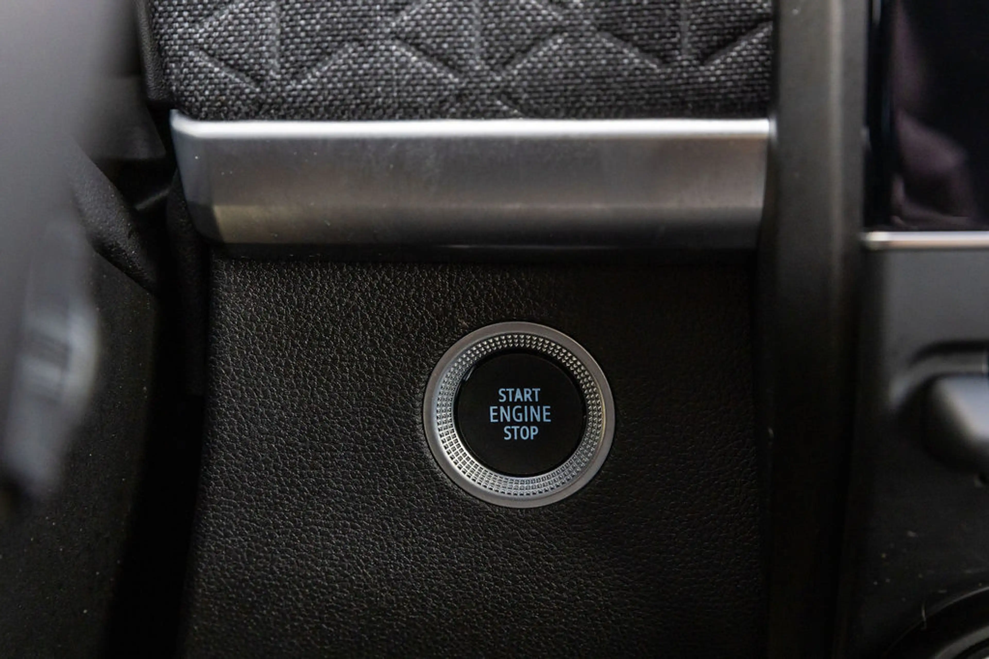 Renault ZOE R135 Iconic 52 kWh — photo 23