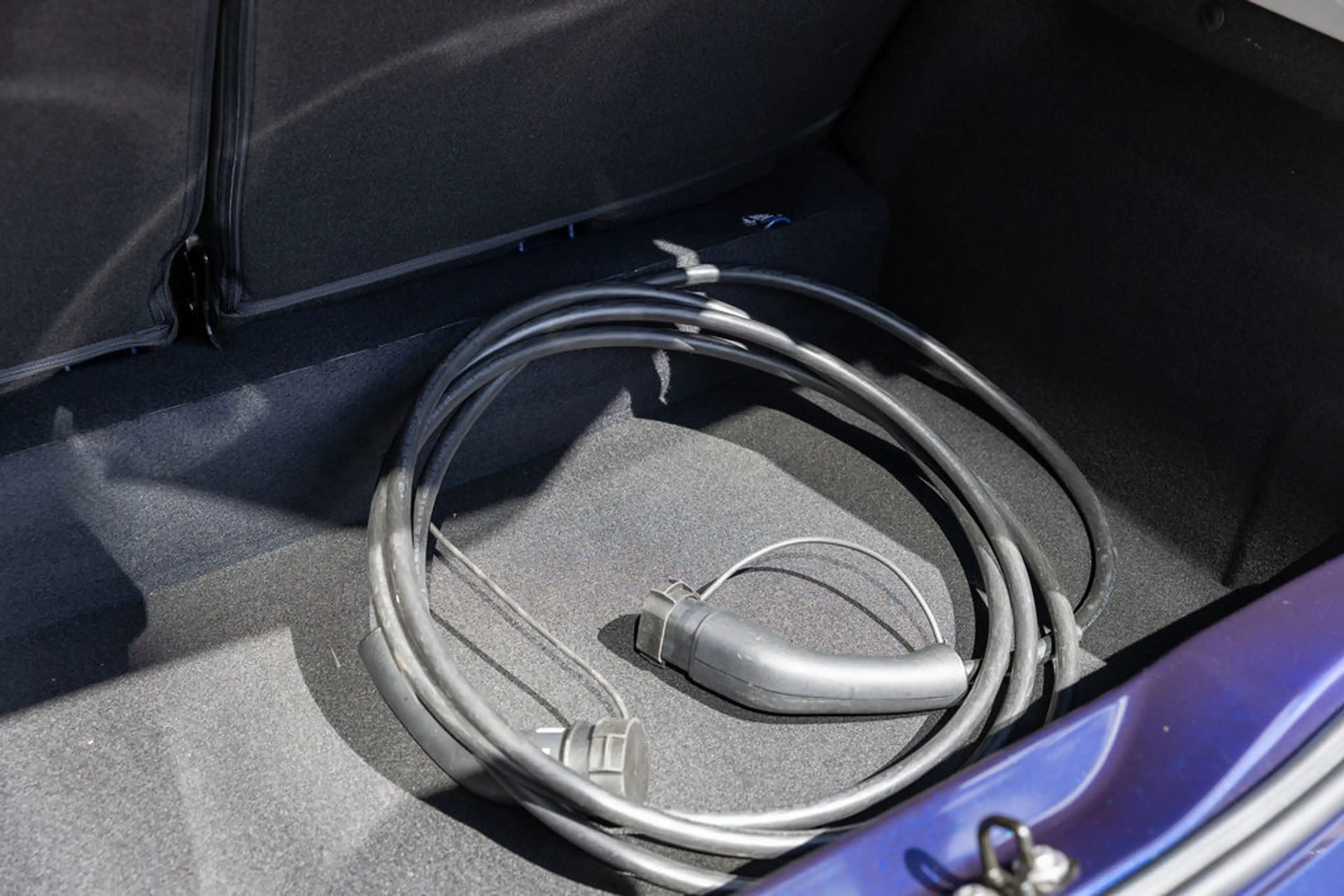 Renault ZOE R135 Iconic 52 kWh — photo 41