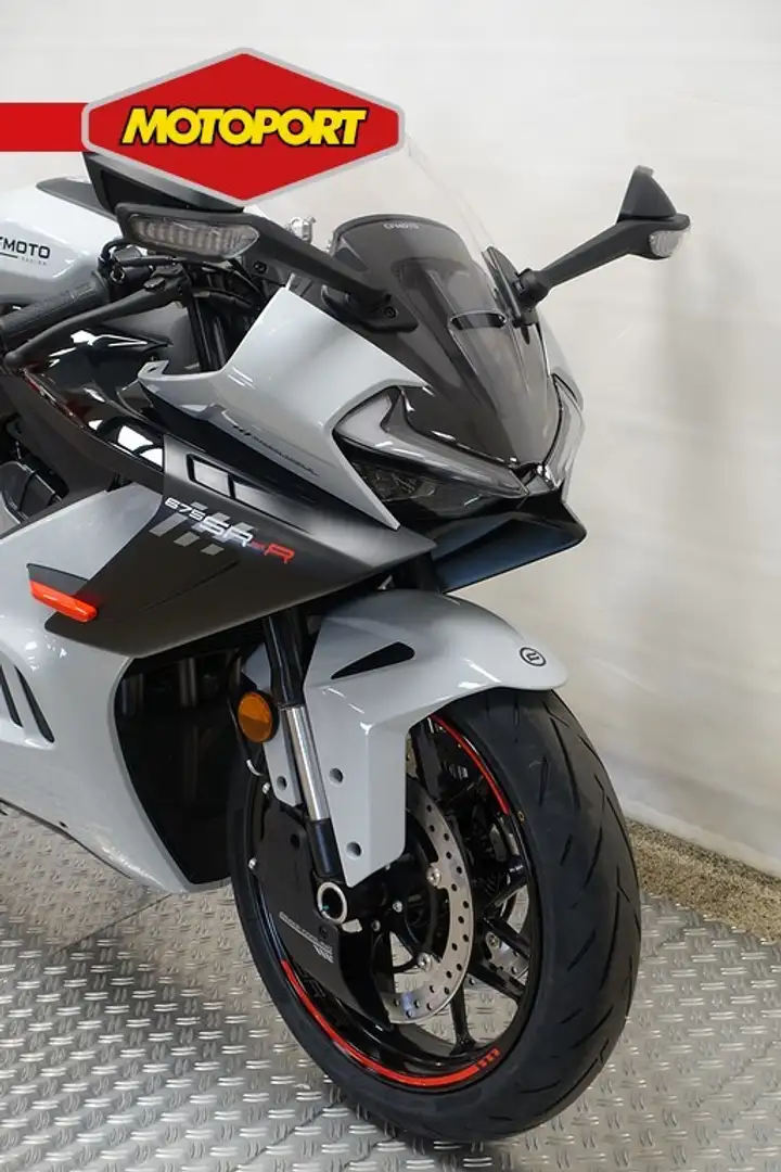 CFMOTO 675SR-R Grijs - 2