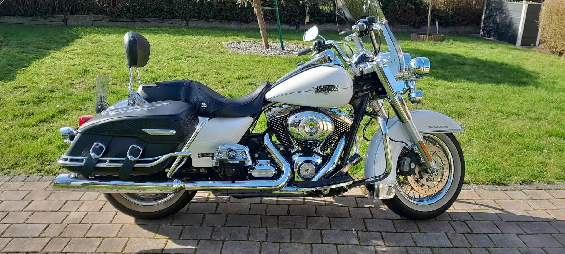Harley-Davidson Road King Alb - 2