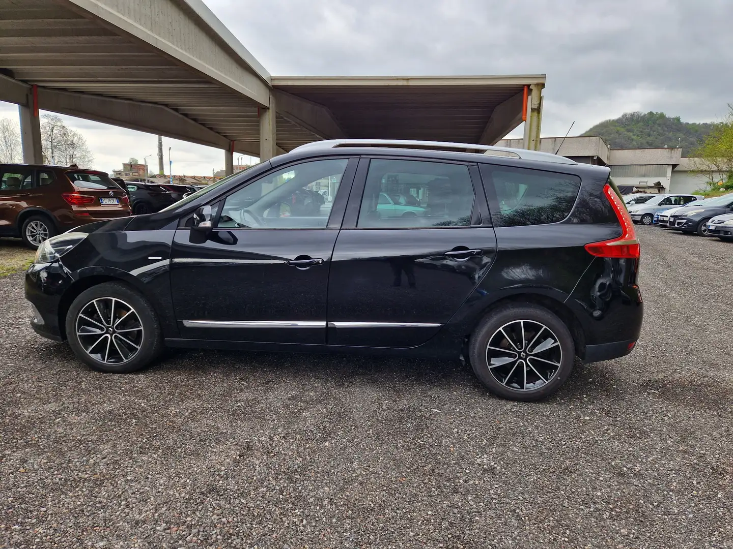 Renault Scenic X-Mod 1.6 dci Bose s - 7 POSTI Nero - 2