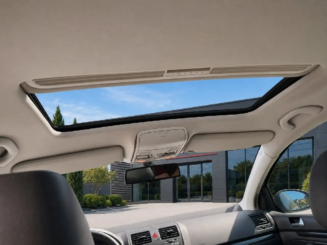 Volkswagen Golf Standard Model — photo 8