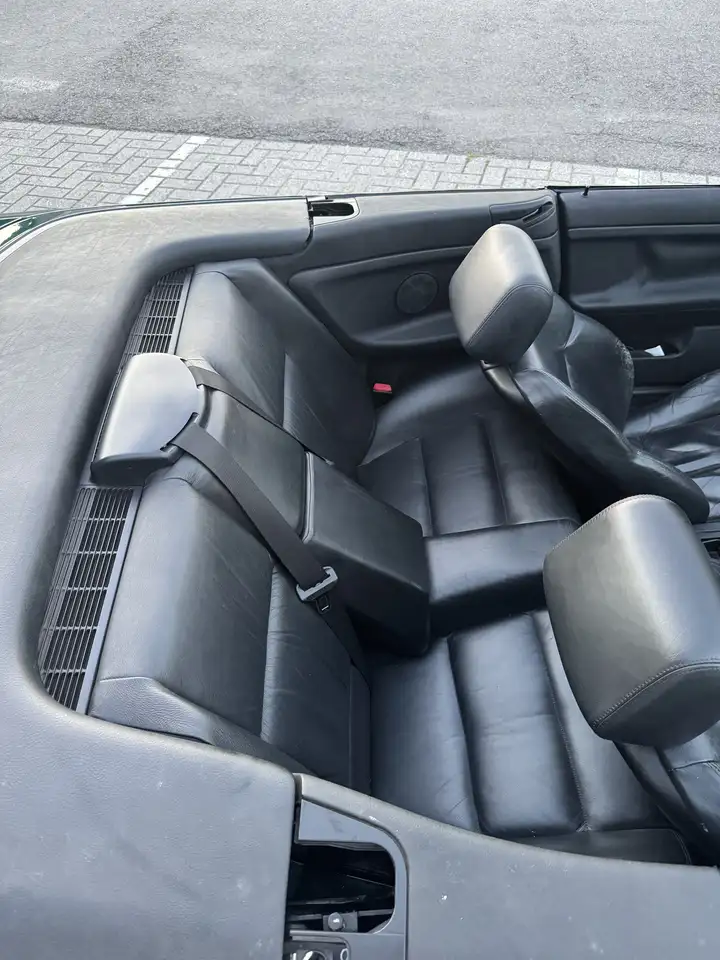 BMW 320i, foto 6