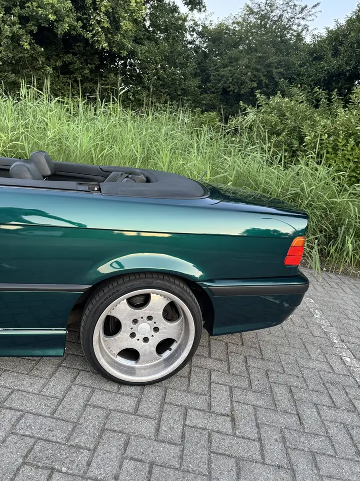 BMW 320i, foto 3