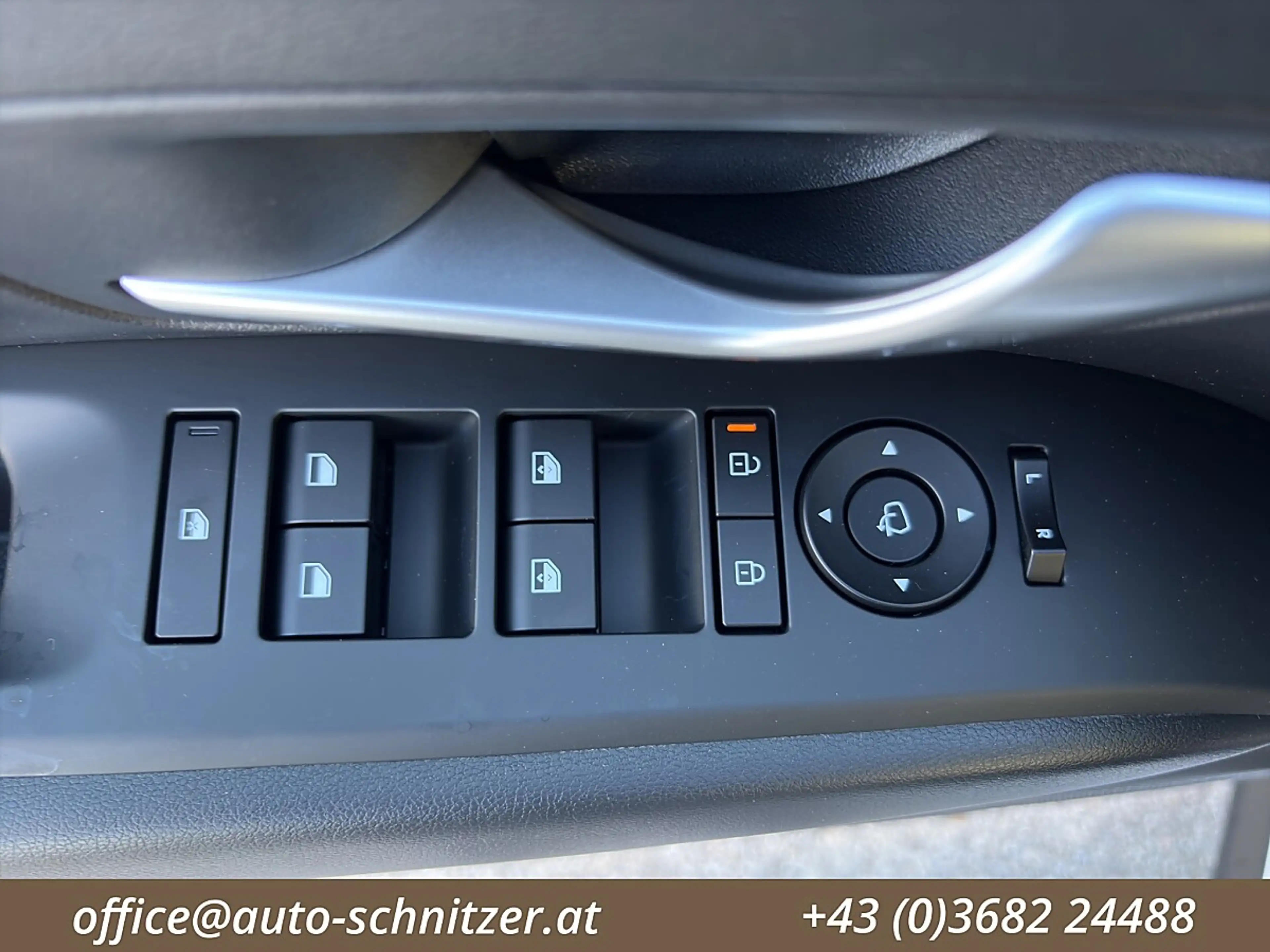 Hyundai TUCSON Tucson 1,6 T-GDI HEV 4WD Smart Line Aut. — photo 11