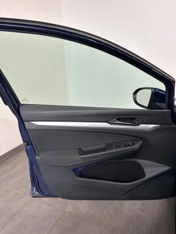 Volkswagen Golf view 7