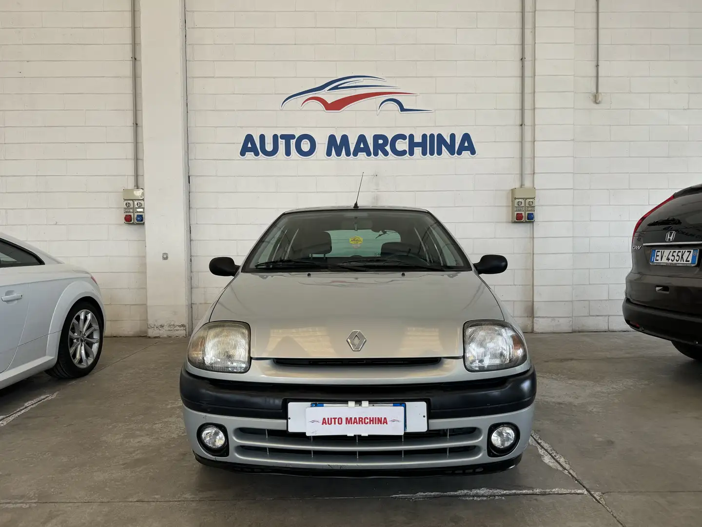 Renault Clio 1.2 RT 5 PORTE *OCCASIONE* Argent - 2