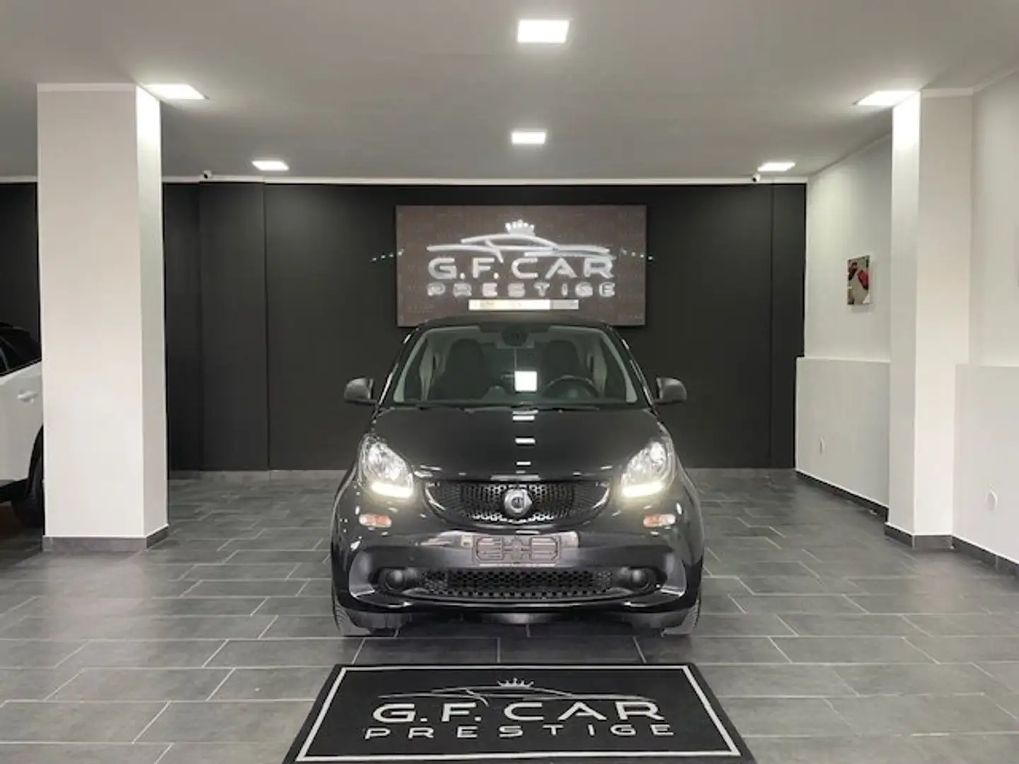 smart forTwo 1.0 Passion 71cv my18 Nero - 1