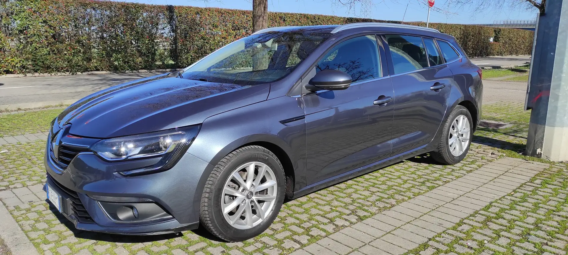 Renault Megane megane 4 business energy dci 110 edc - 1