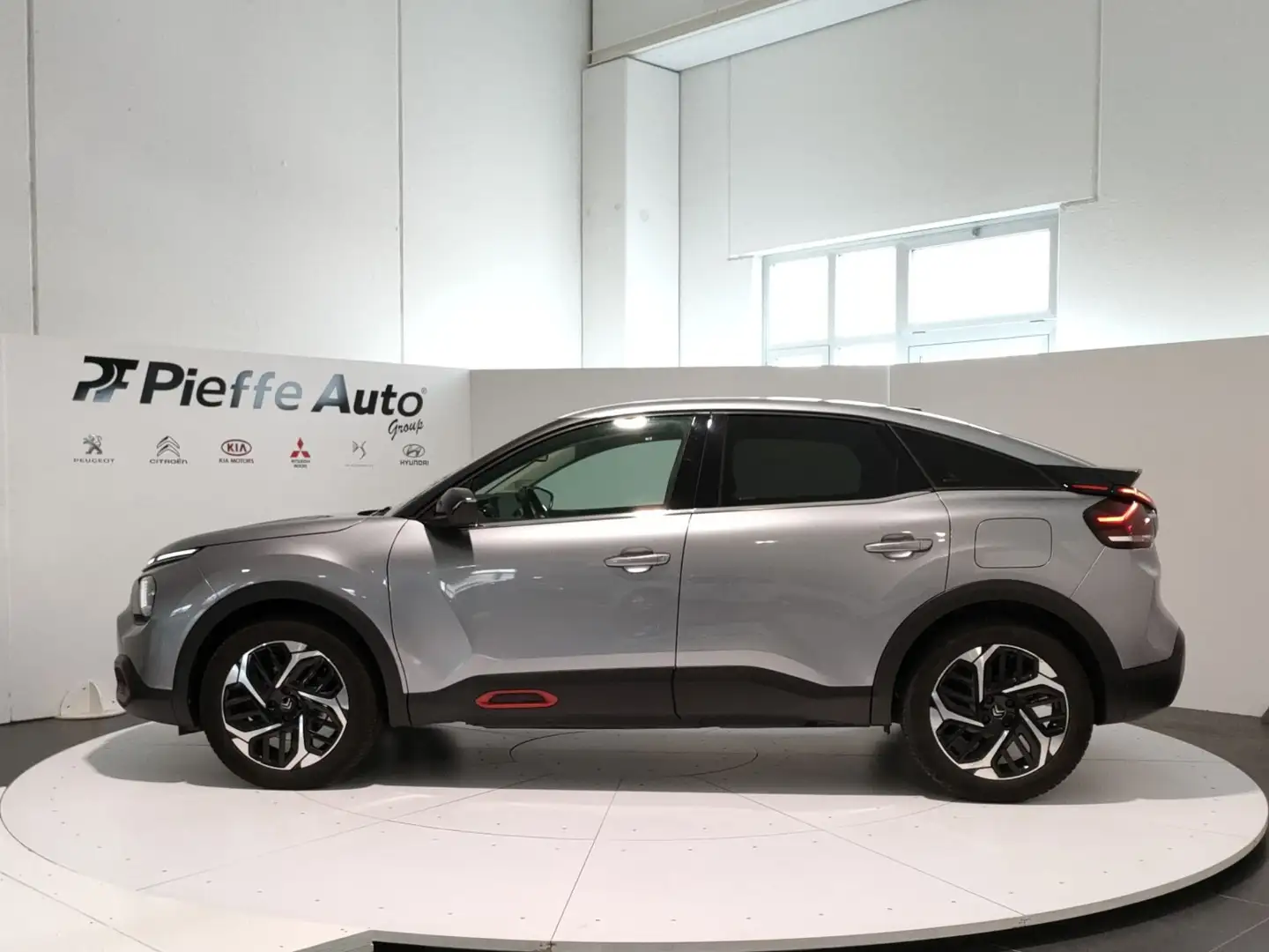 Citroen C4 3ª serie - C4 PureTech 130 S&S Feel Pack Gris - 2