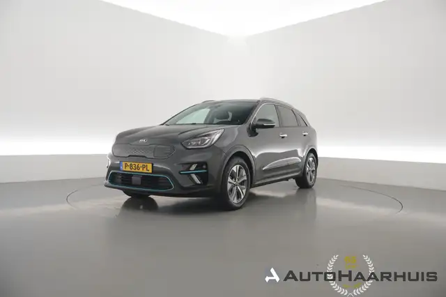 Kia e-Niro 64 kWh | SOH 100% | Rijklaar! | Leder | Stoelventi