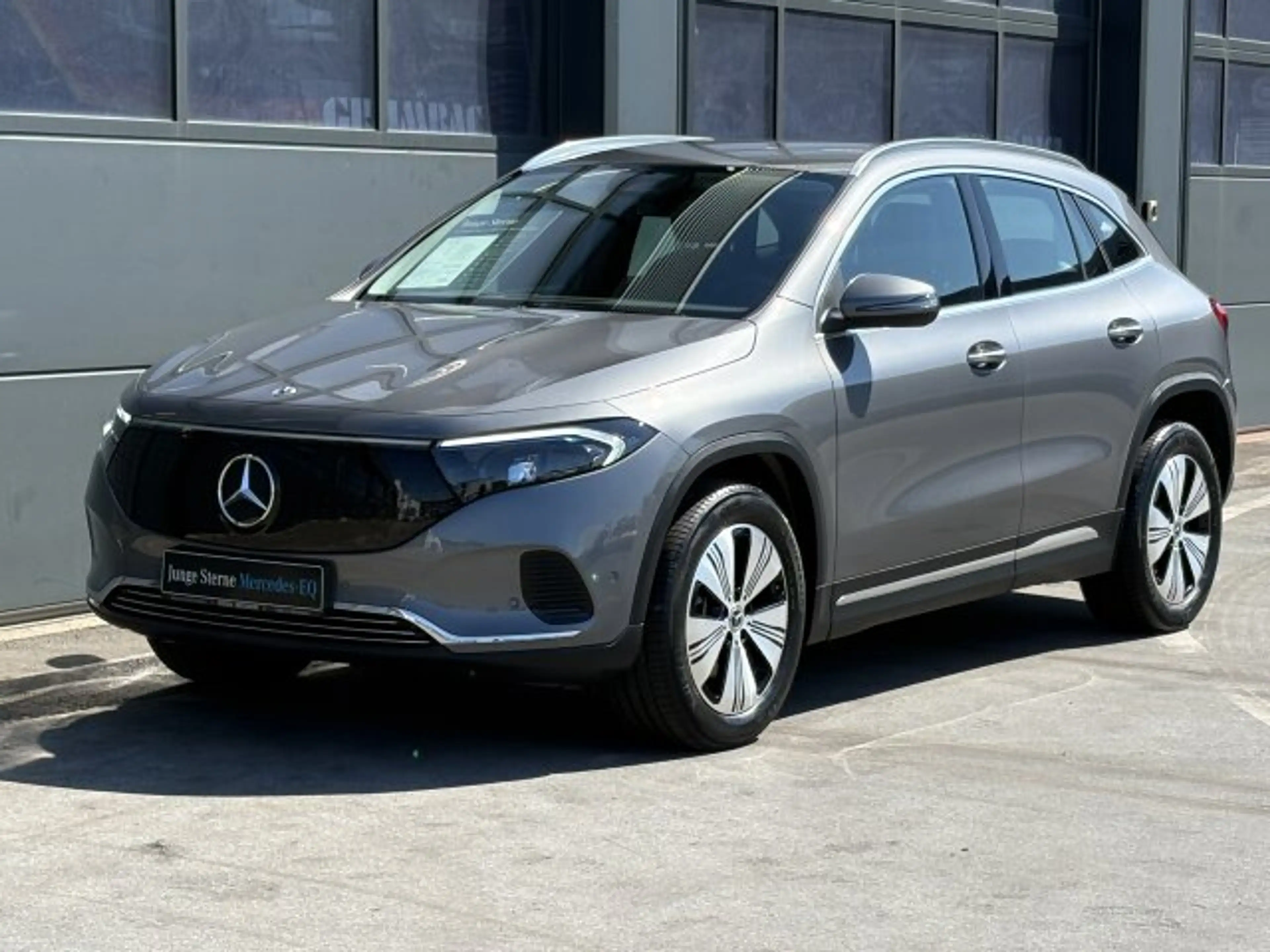 Mercedes-Benz EQA 250 EQA 250+ Progressive AHK LED eHeckklappe Kamera — photo 5