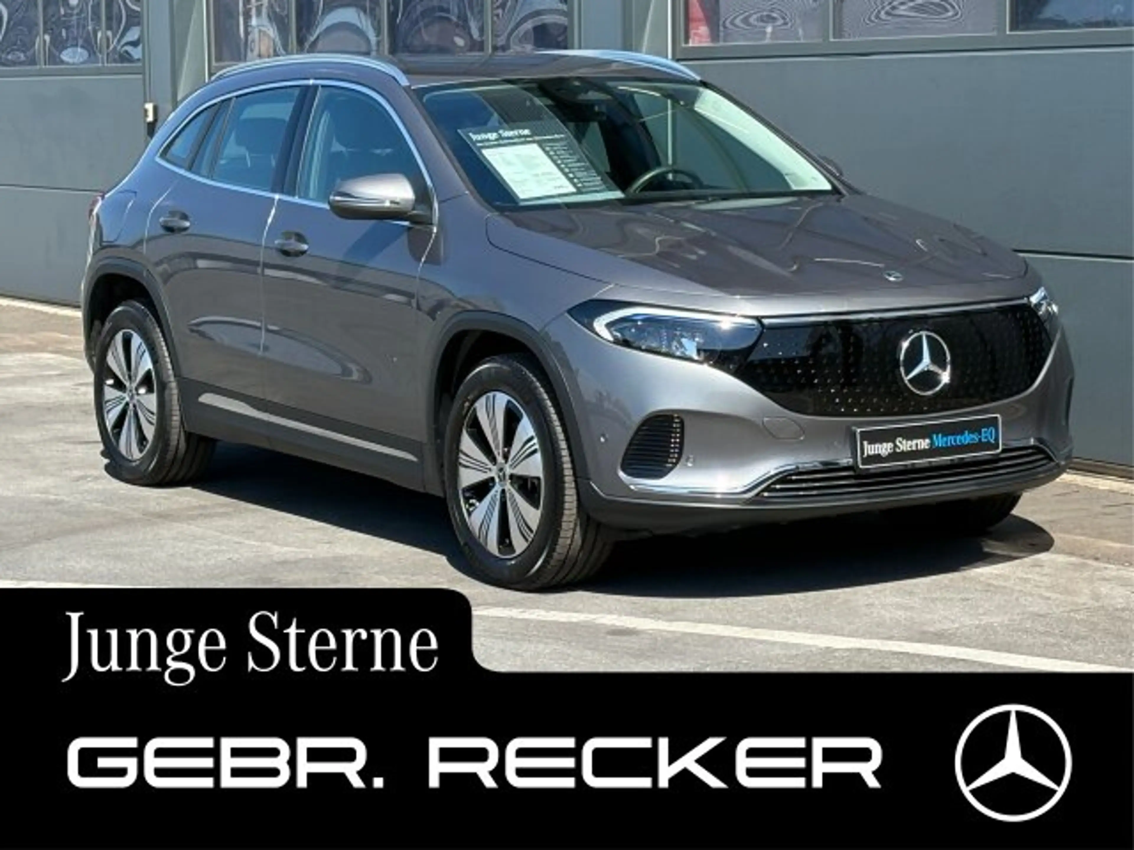 Mercedes-Benz EQA 250 EQA 250+ Progressive AHK LED eHeckklappe Kamera