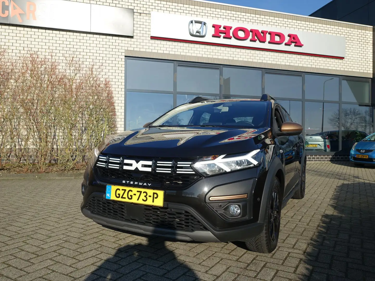 Dacia Sandero 1.0 TCe 110pk Stepway Extreme + Zwart - 2