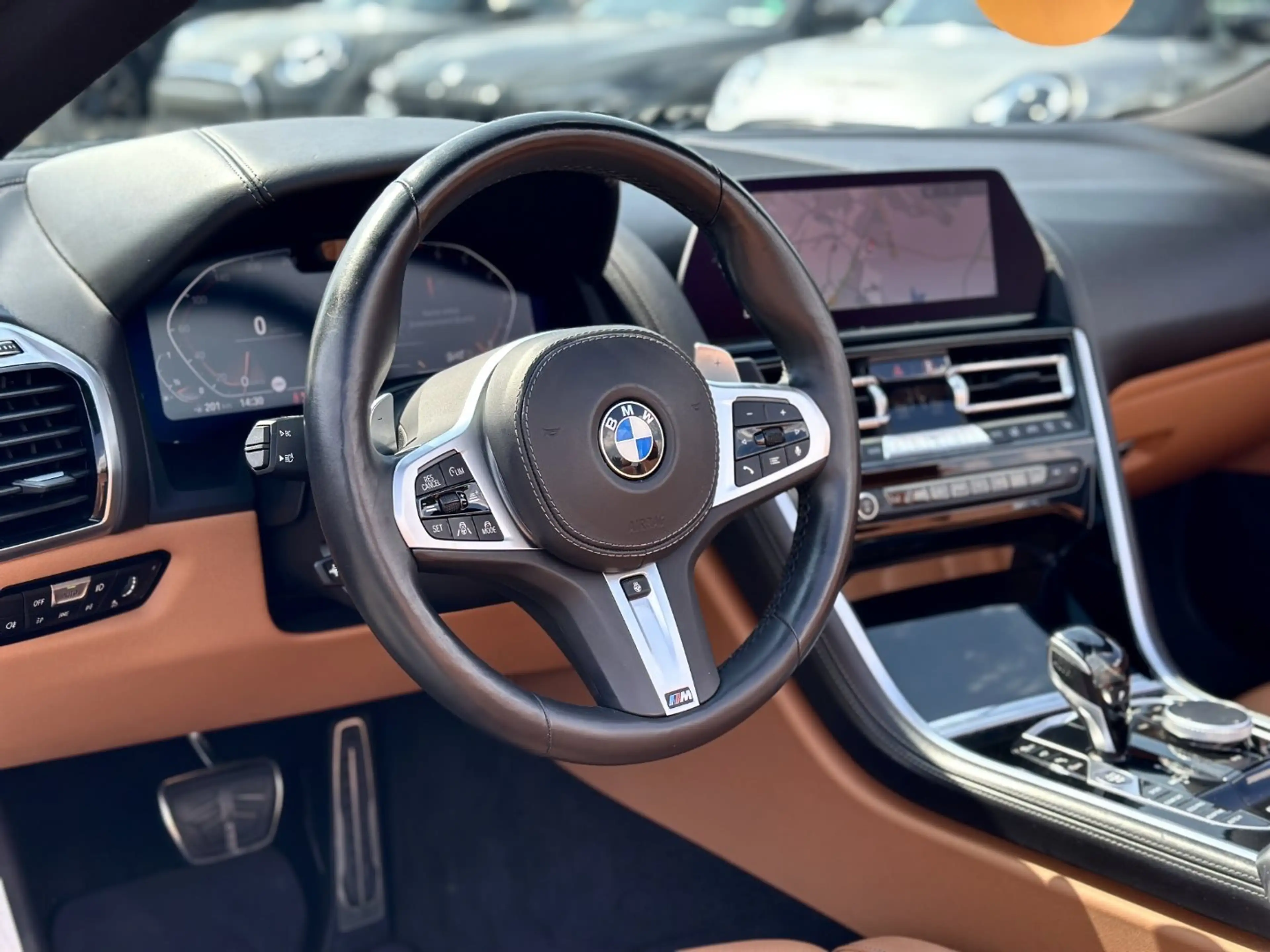 BMW 840 i xDrive Cabrio — photo 11