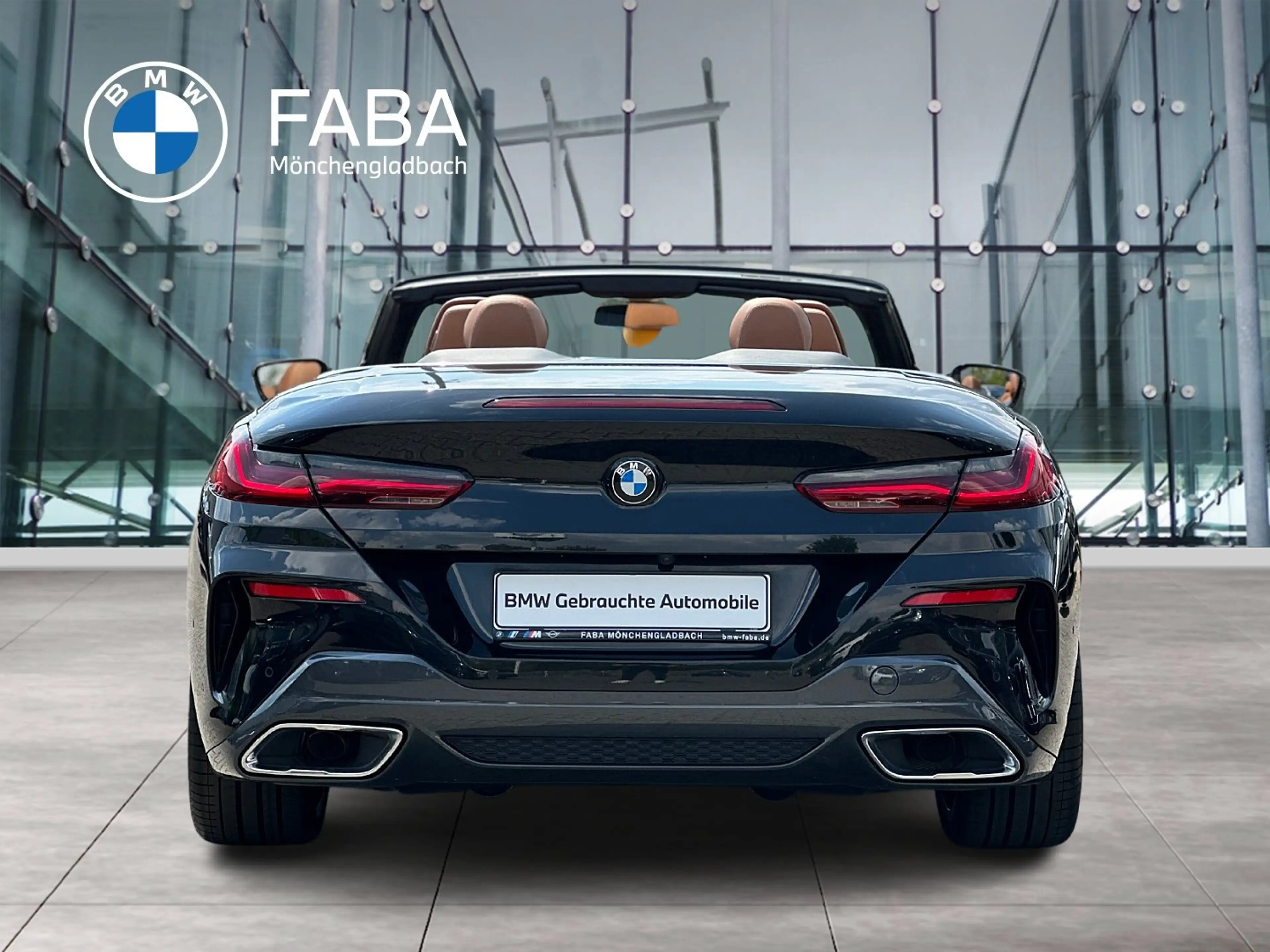 BMW 840 i xDrive Cabrio — photo 4