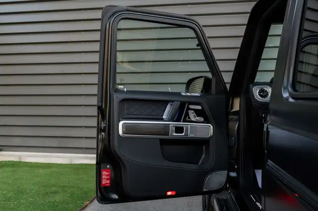 Mercedes-Benz G-Class view 7