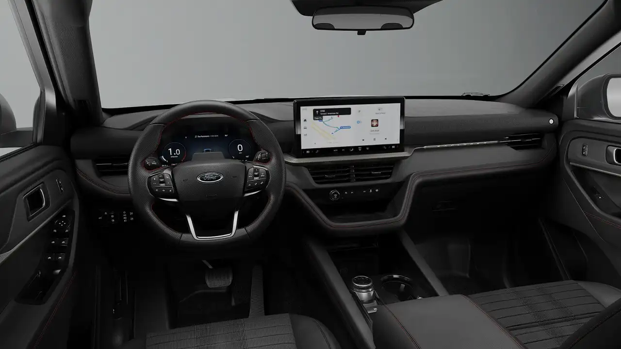 Ford Explorer снимка Ford Explorer