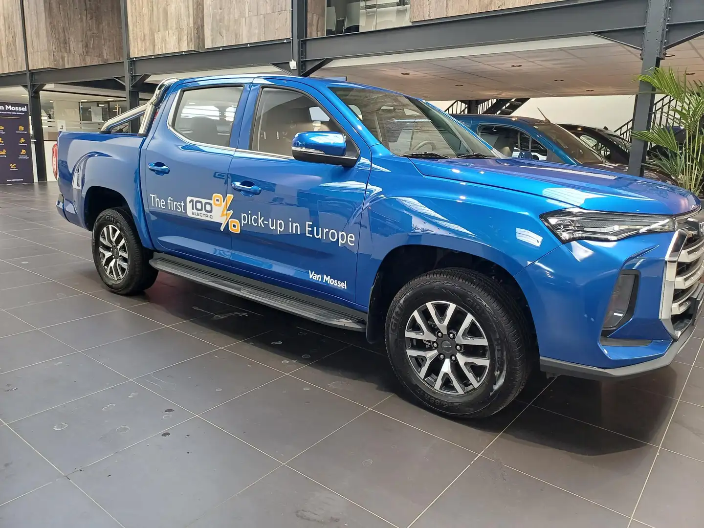 Maxus T90 BEV 89kWh Elite Bleu - 2