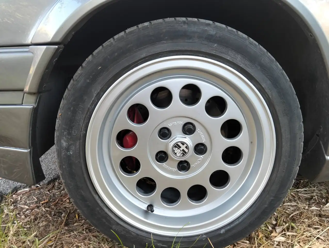 Alfa Romeo 75 3.0 V6 cat., foto 8
