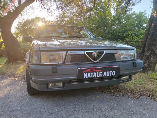 Alfa Romeo 75 75 3.0 V6 cat.