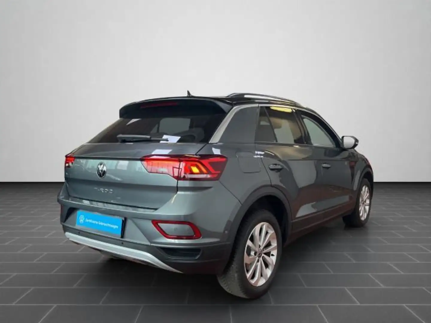 Volkswagen T-Roc 1,5 TSI DSG Life Gris - 2