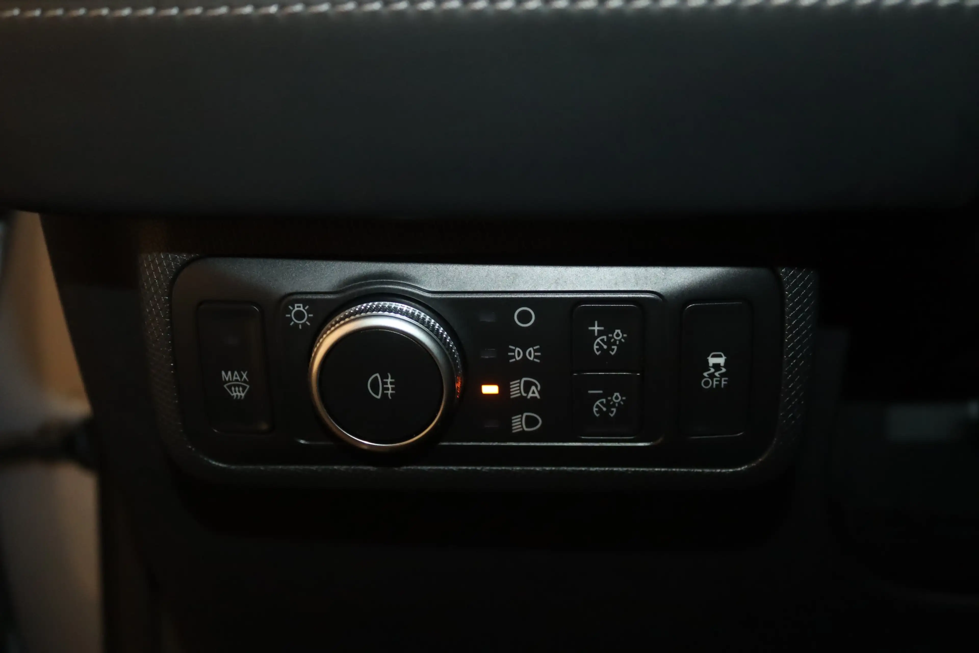 Ford Mustang Mach-E 99 kw h-NAV-LED-KAMERA-ACC-APPS- — photo 11