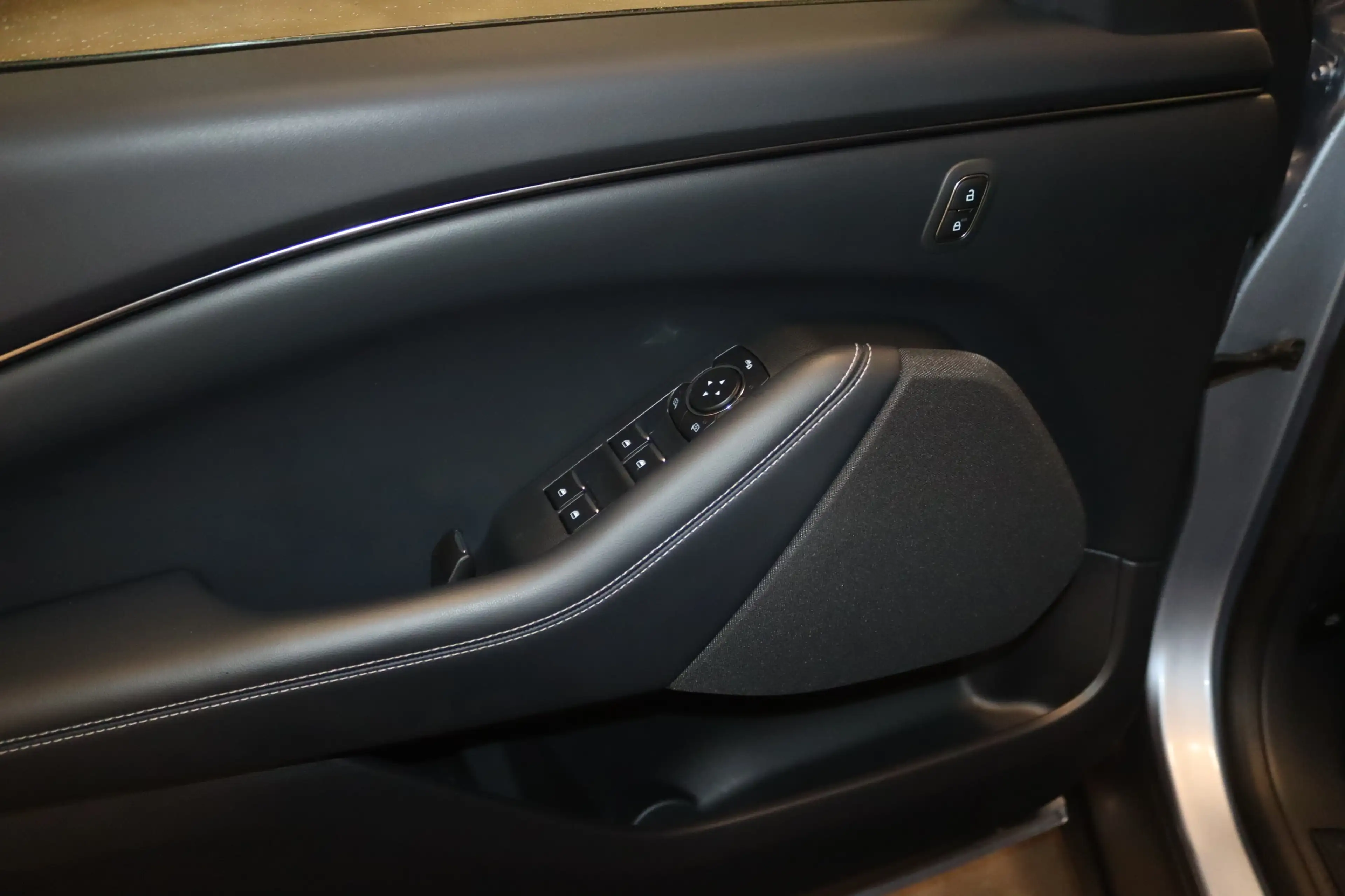 Ford Mustang Mach-E 99 kw h-NAV-LED-KAMERA-ACC-APPS- — photo 10