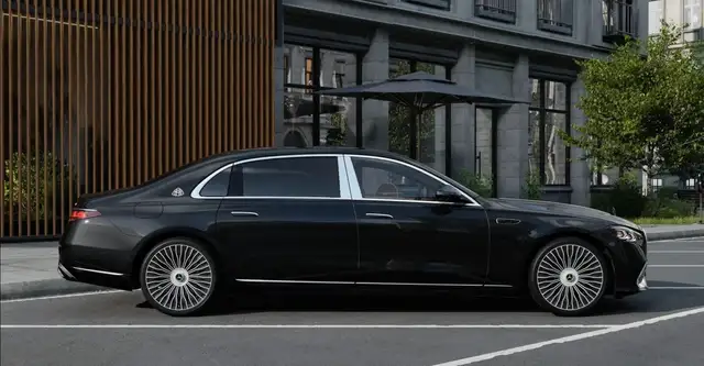 Mercedes-Benz S-Class view 7
