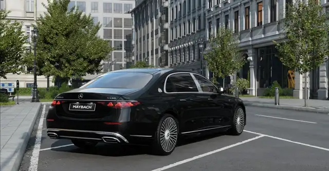 Mercedes-Benz S-Class view 6