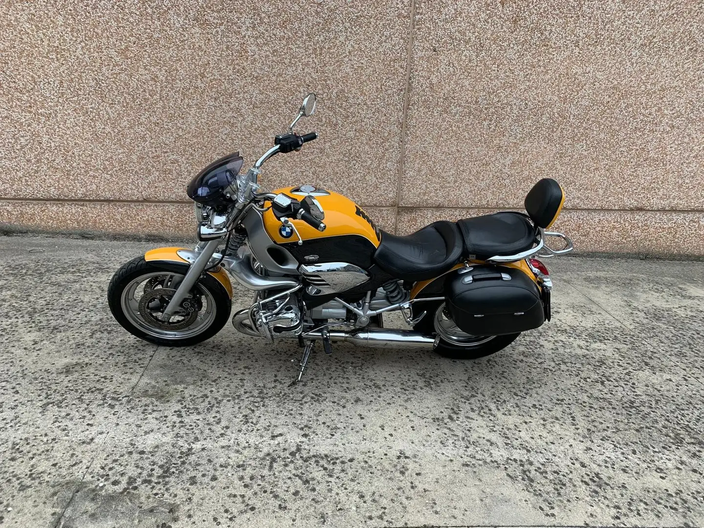 BMW R 1200 C Independent Yellow - 1