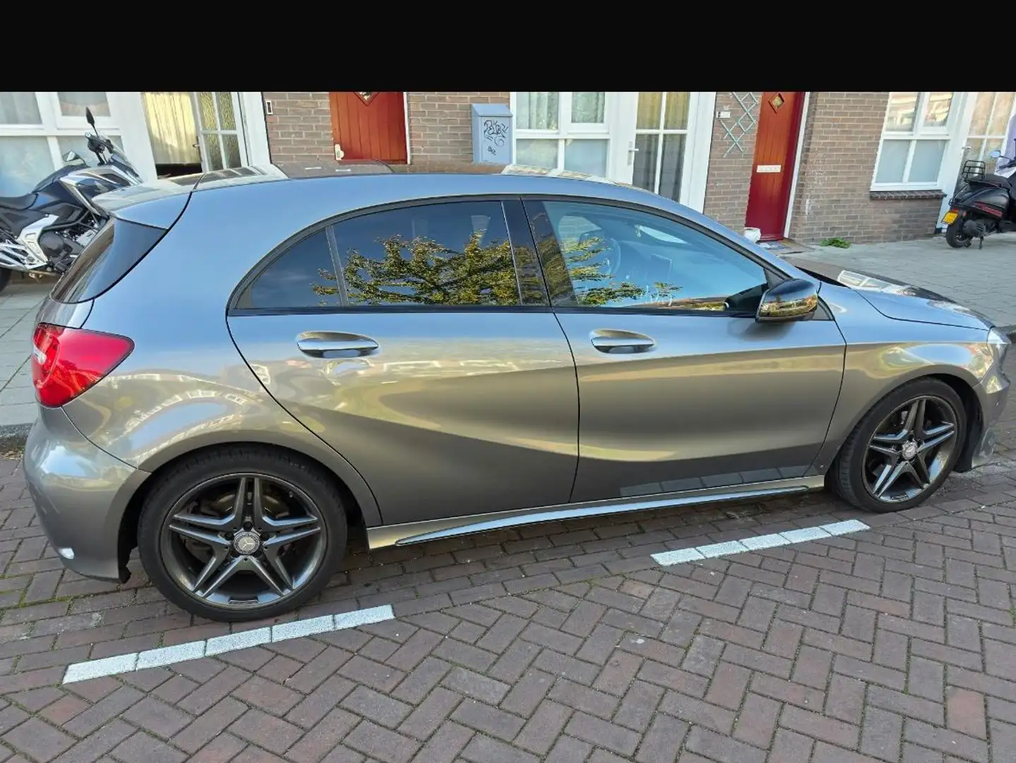 Mercedes-Benz A 220 A 220CDI BE AMG Line 4M 7G-DCT AMG Line Negro - 2