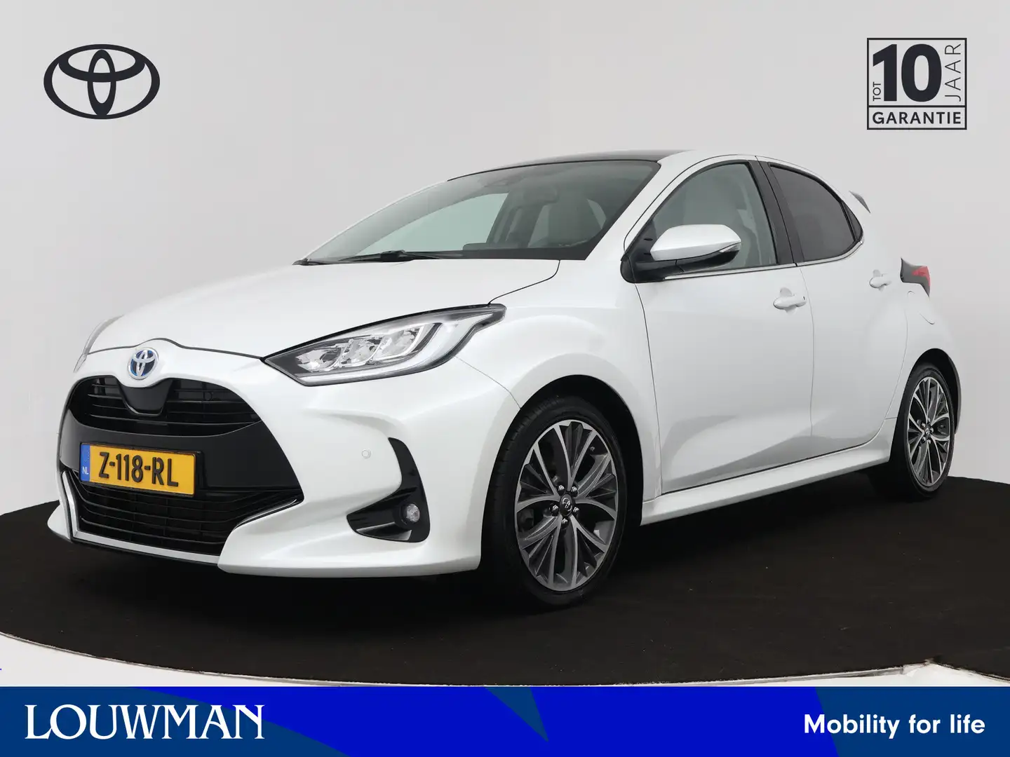 Toyota Yaris 1.5 Hybrid Executive Wit - 1