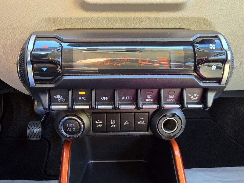 Suzuki Ignis Comfort 4x4 — photo 18