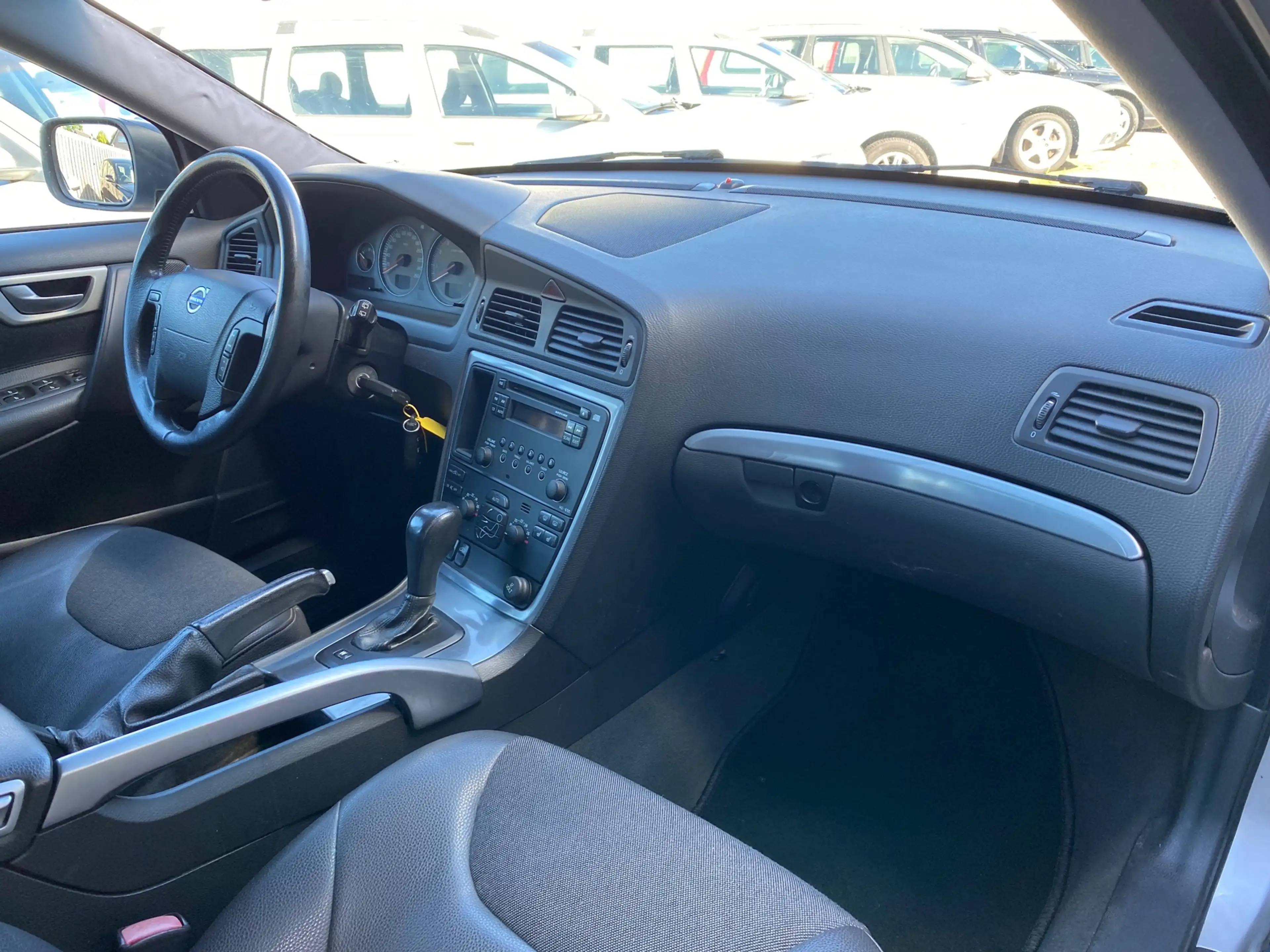 Volvo XC70 2.5 T Kinetic 4WD Automaat — photo 12
