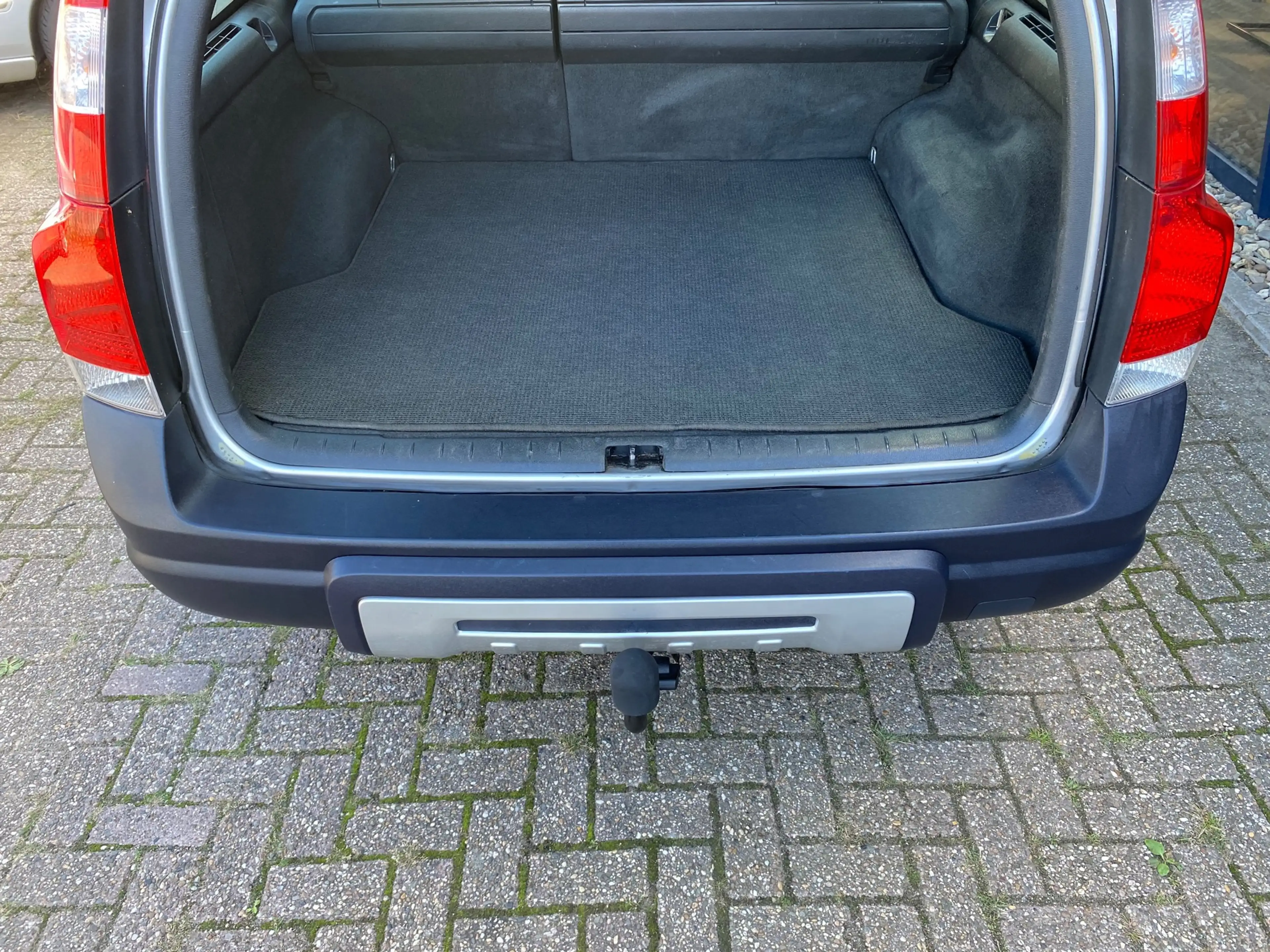 Volvo XC70 2.5 T Kinetic 4WD Automaat — photo 13