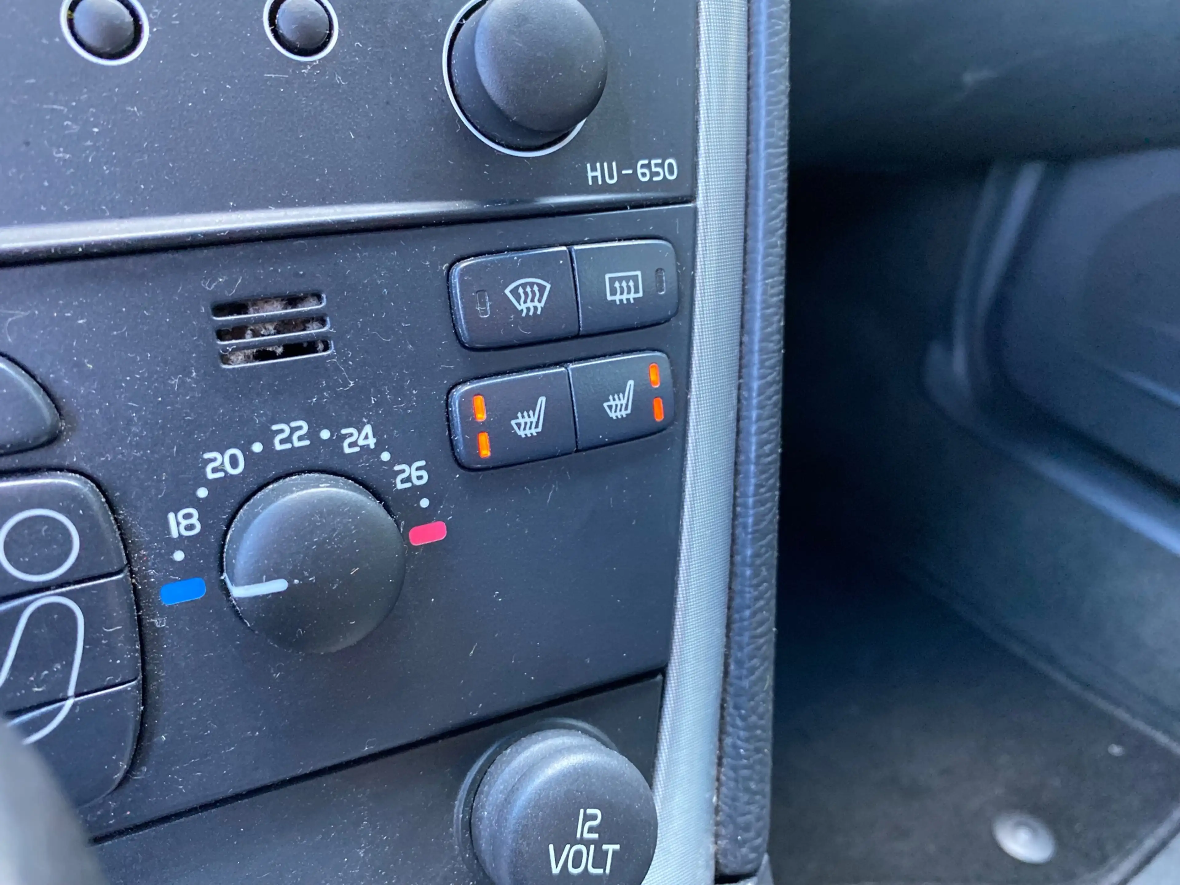 Volvo XC70 2.5 T Kinetic 4WD Automaat — photo 16